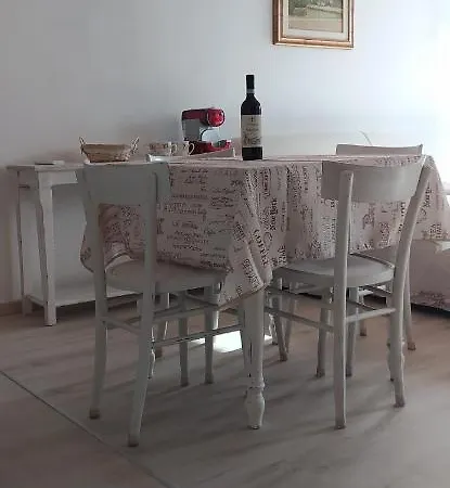 Casetta Dei Nonni 아파트 *